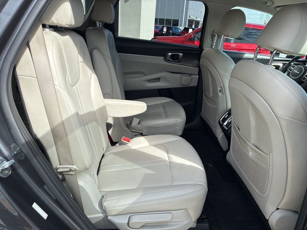 2022 Kia Sorento Hybrid S